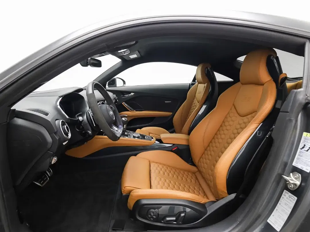 Audi TT RS - Thumbnail 5