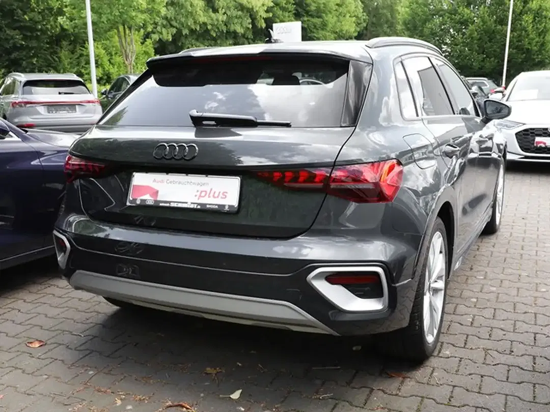 Audi A3 - Thumbnail 4