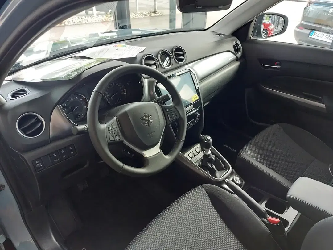 Suzuki Vitara - Thumbnail 11