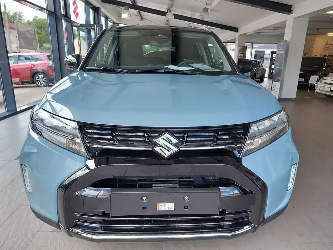 Suzuki Vitara - Thumbnail 3