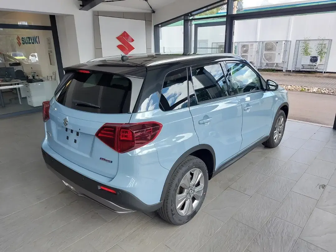 Suzuki Vitara - Thumbnail 5