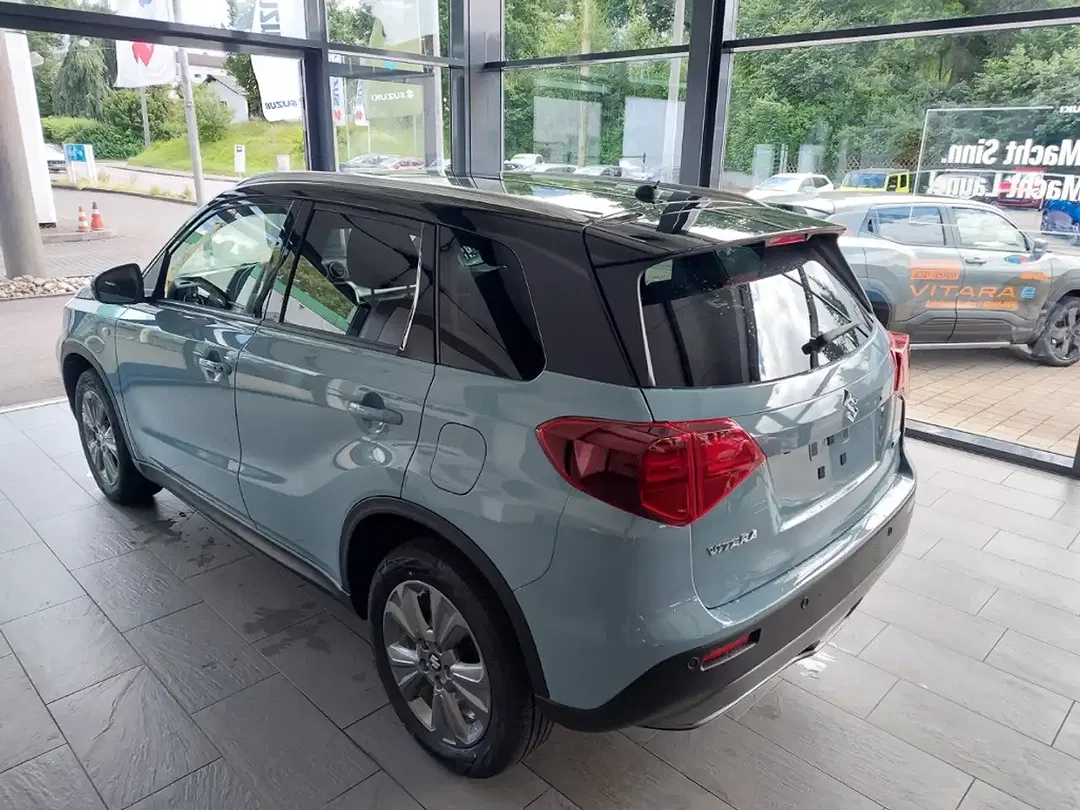 Suzuki Vitara - Thumbnail 8