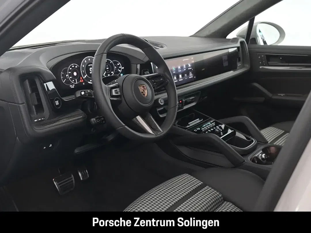 Porsche Cayenne - Thumbnail 11