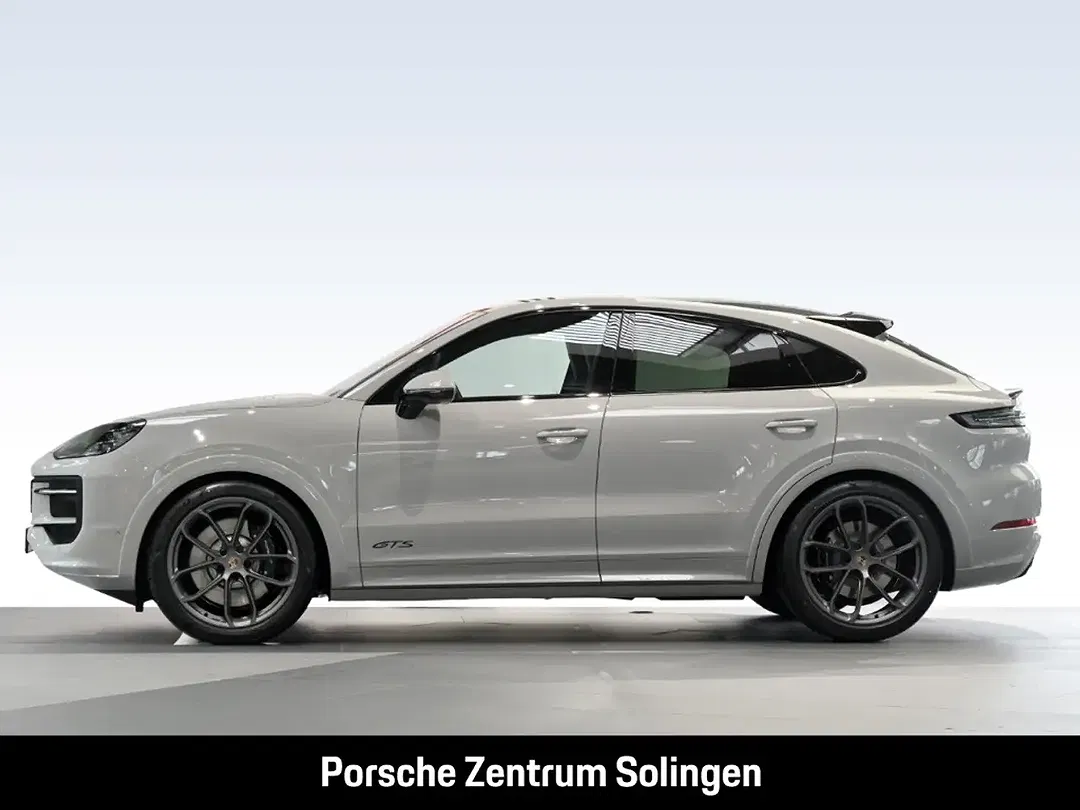 Porsche Cayenne - Thumbnail 2