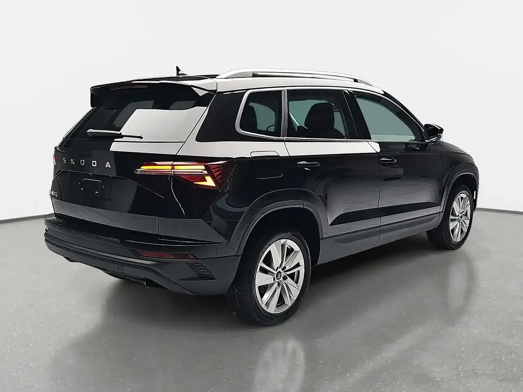 Skoda Karoq - Thumbnail 3