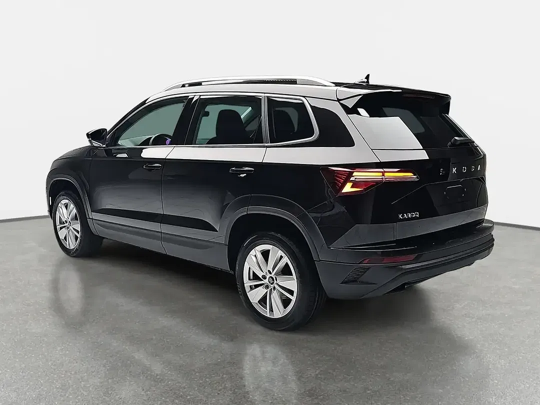 Skoda Karoq - Thumbnail 4