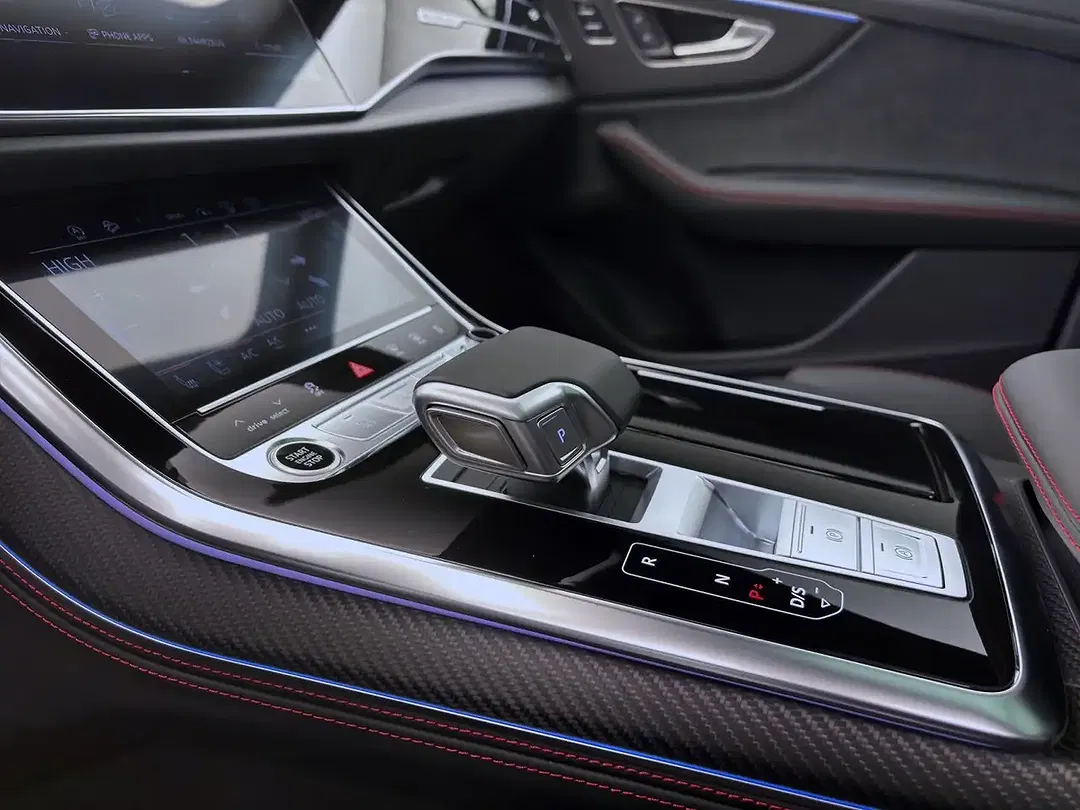 Audi Q8 - Thumbnail 15