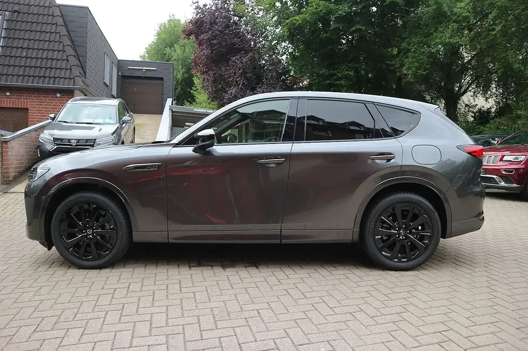 Mazda CX-60 - Thumbnail 2