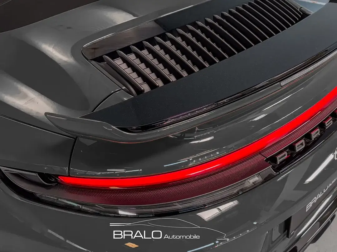 Porsche 992 - Thumbnail 12