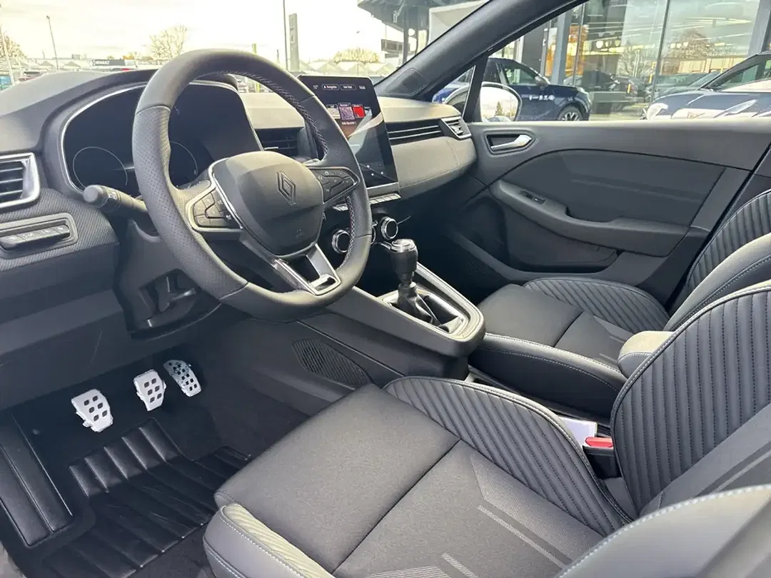 Renault Clio - Thumbnail 10