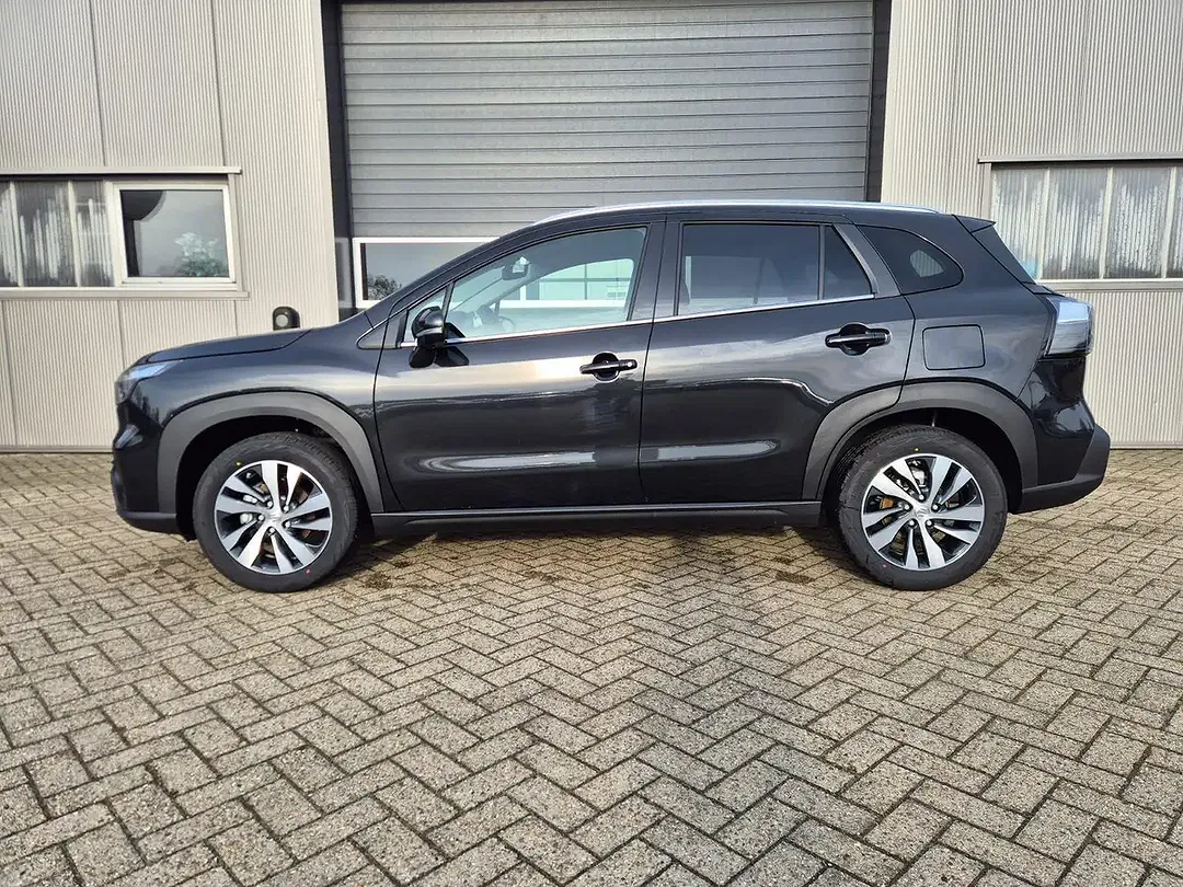 Suzuki S-Cross - Thumbnail 2