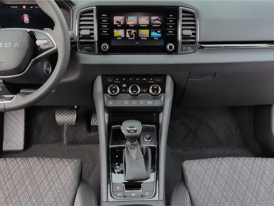 Skoda Karoq - Thumbnail 6