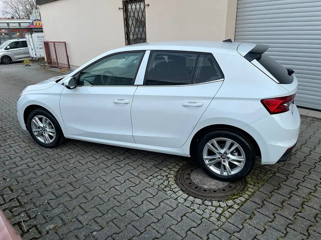 Skoda Fabia - Thumbnail 4