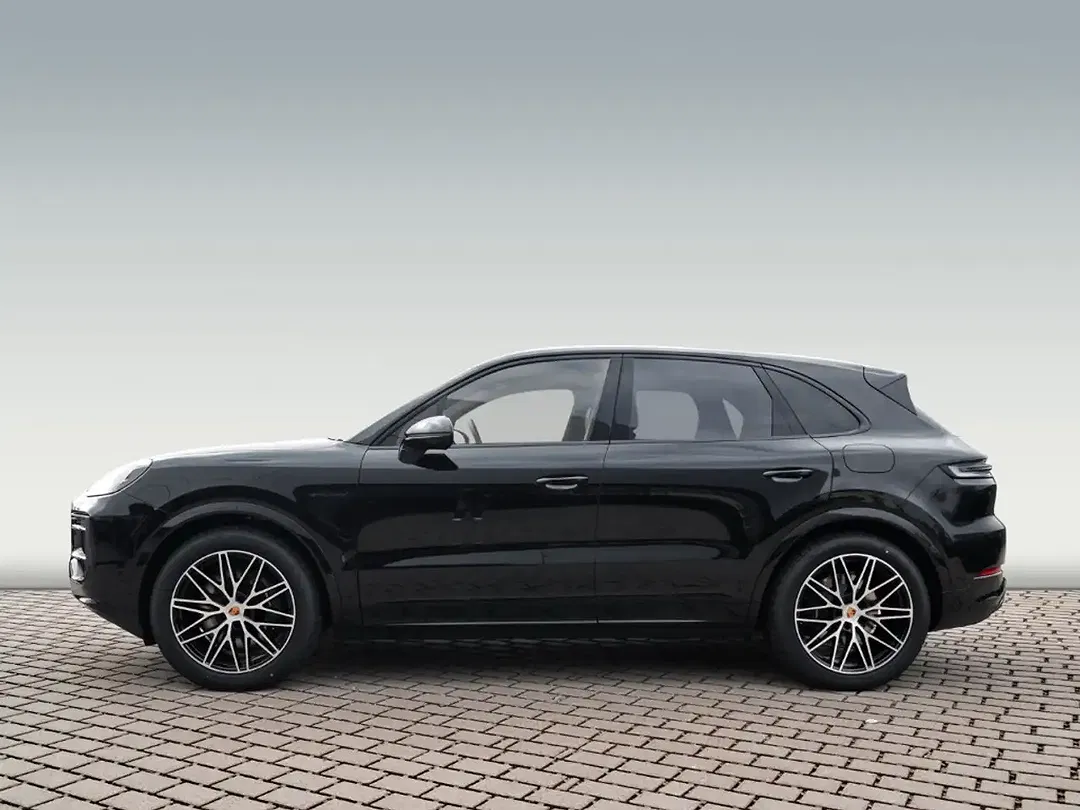Porsche Cayenne - Thumbnail 2