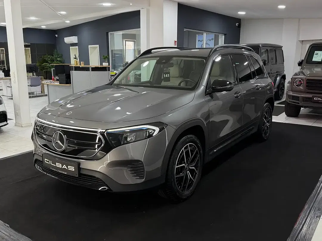 Mercedes-Benz EQB 300 - Thumbnail 2