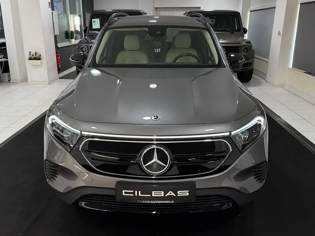 Mercedes-Benz EQB 300 - Thumbnail 3