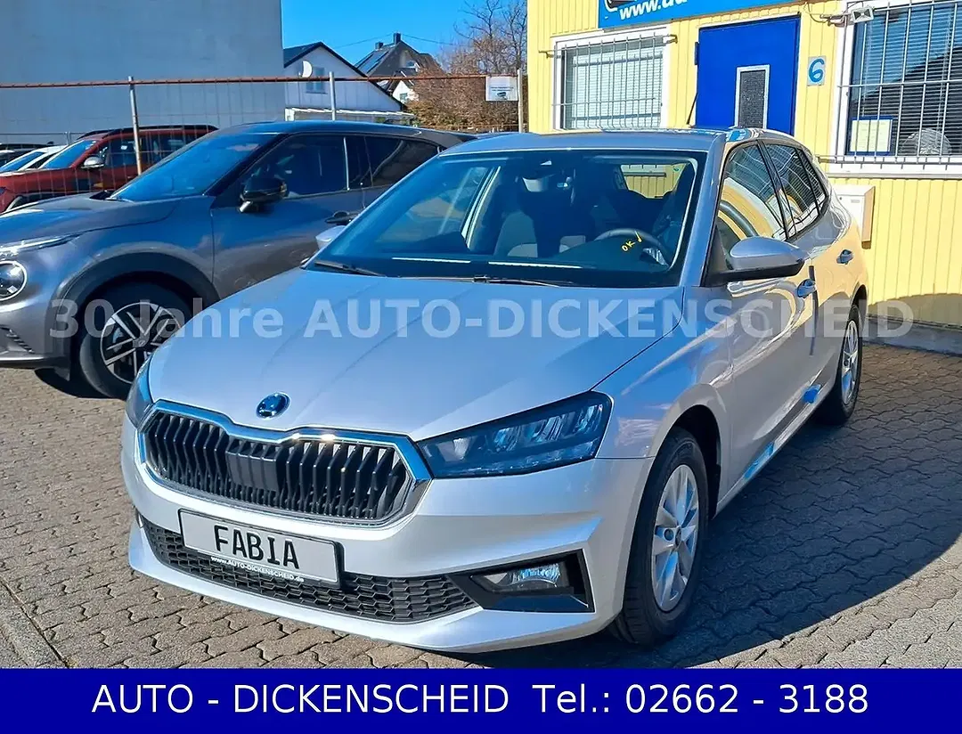 Skoda Fabia - Thumbnail 3