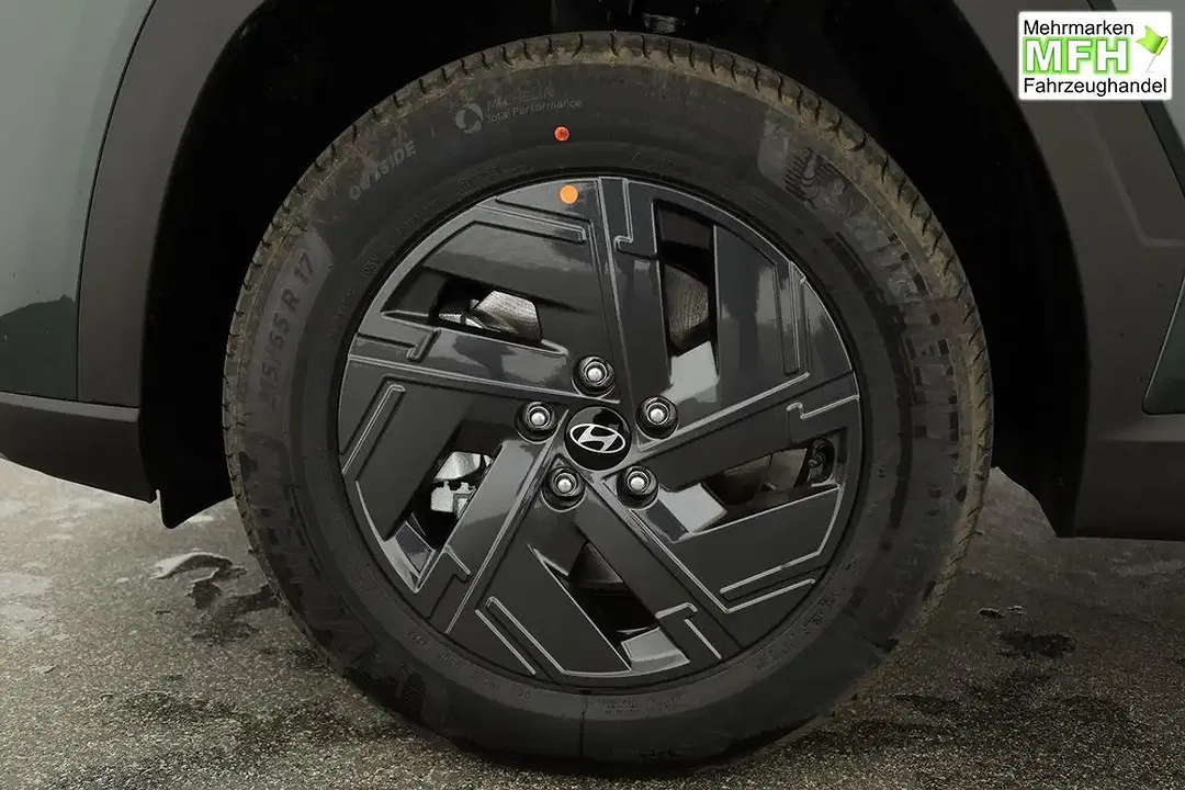 Hyundai TUCSON - Thumbnail 12