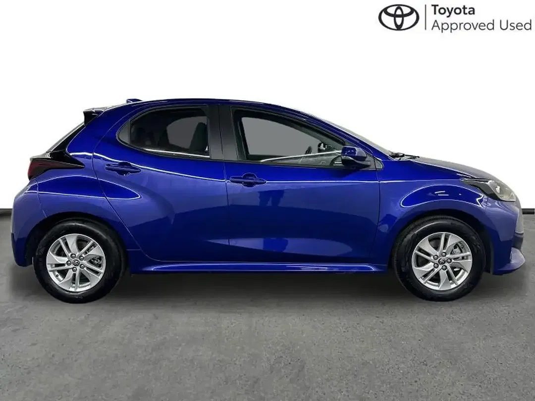 Toyota Yaris - Thumbnail 14