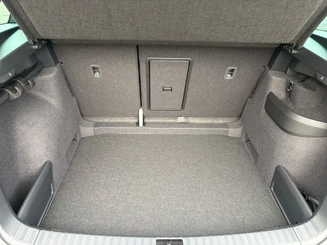 Skoda Karoq - Thumbnail 13