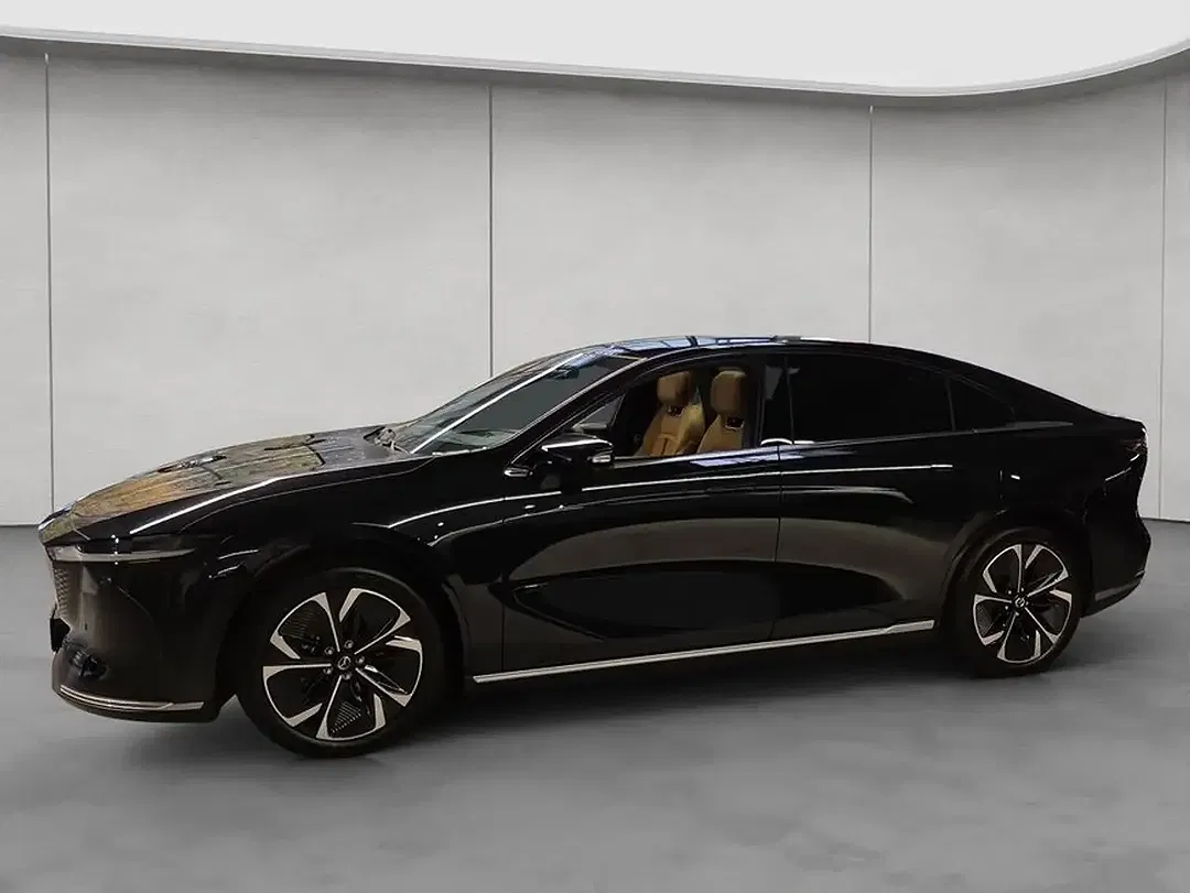 Mazda 6e - Thumbnail 2