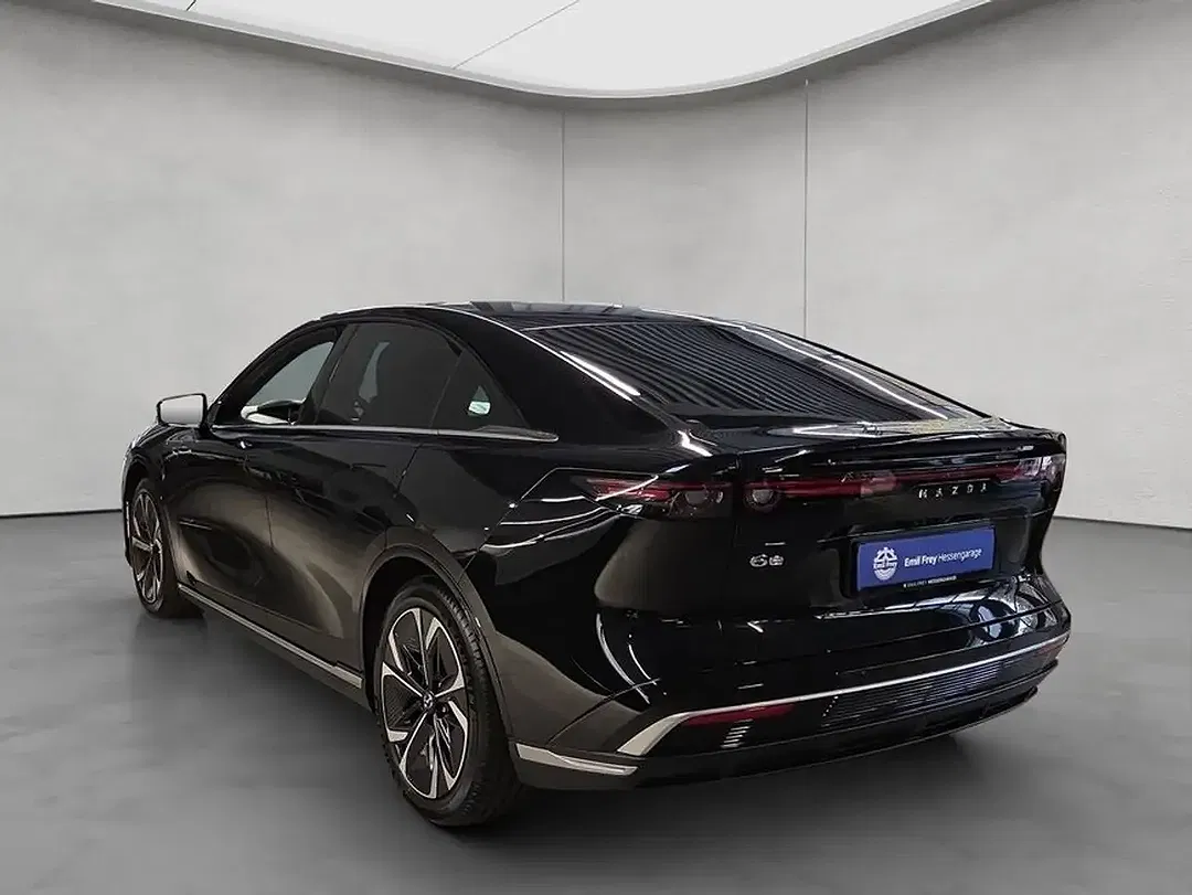 Mazda 6e - Thumbnail 3