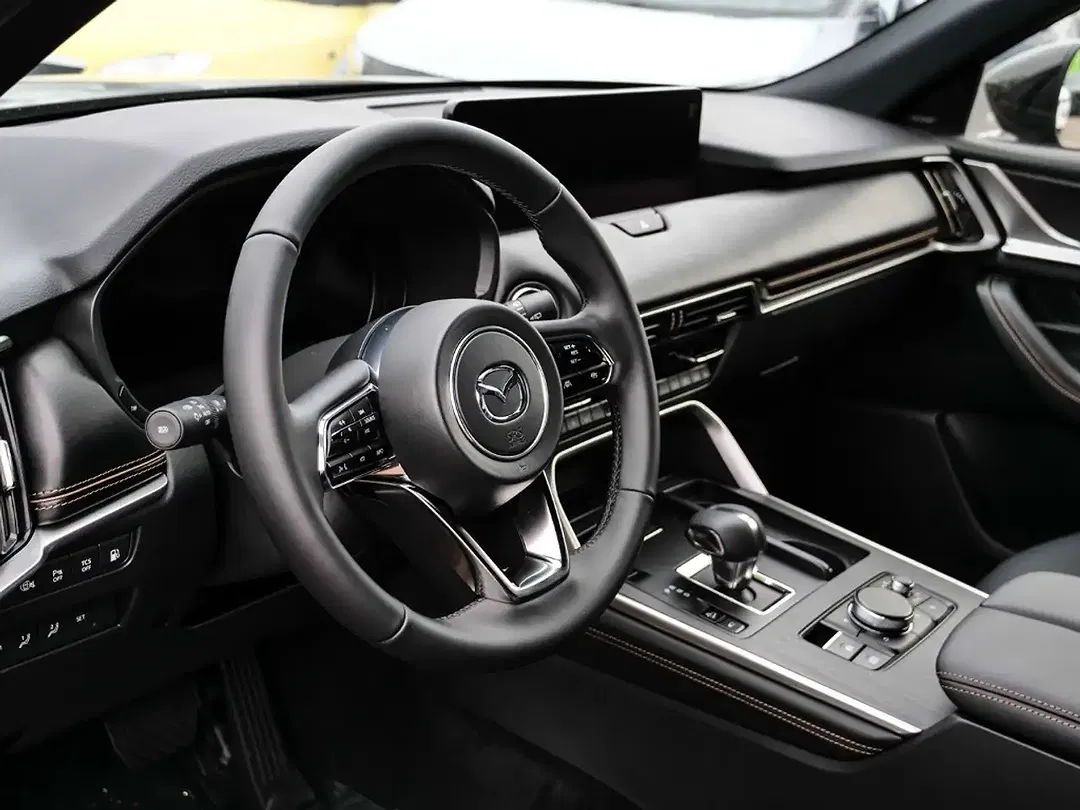Mazda CX-60 - Thumbnail 4
