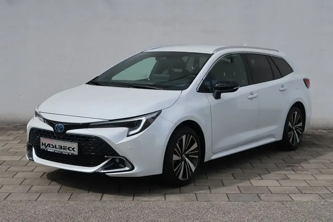 Toyota Corolla - Thumbnail 1