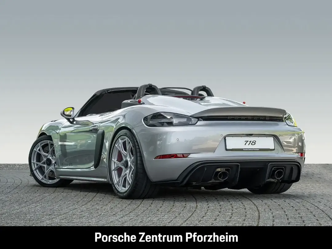 Porsche 718 Spyder - Thumbnail 3