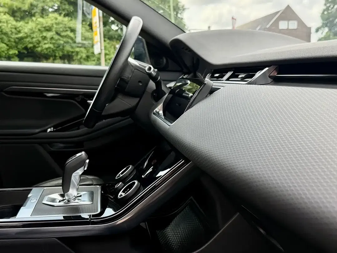 Land Rover Range Rover Evoque - Thumbnail 11