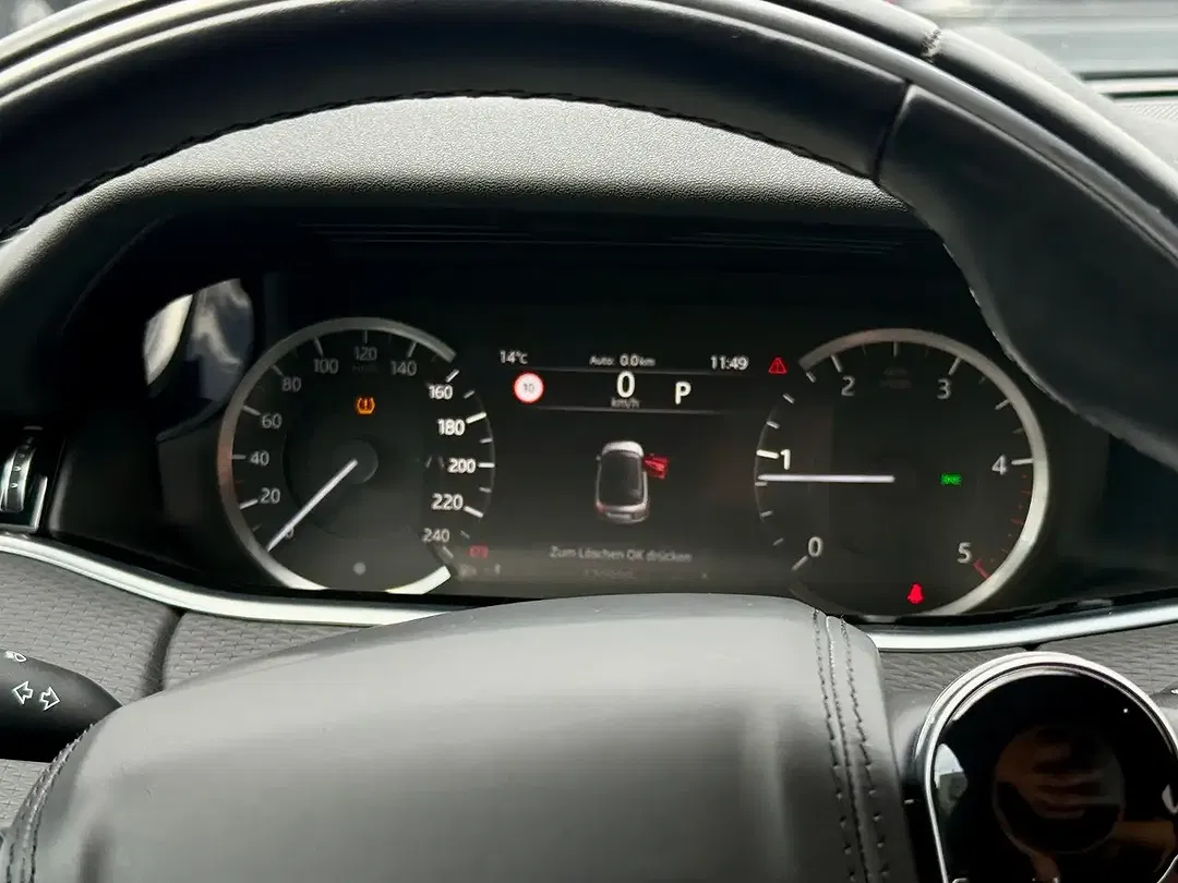Land Rover Range Rover Evoque - Thumbnail 13