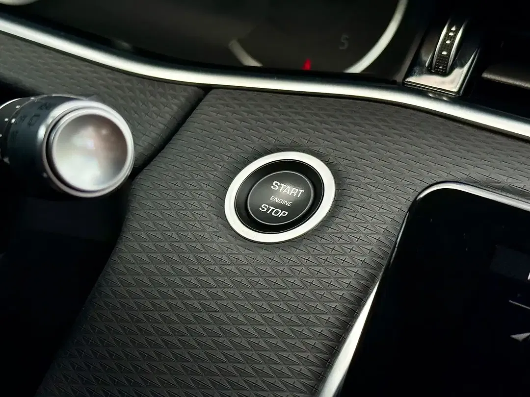 Land Rover Range Rover Evoque - Thumbnail 27