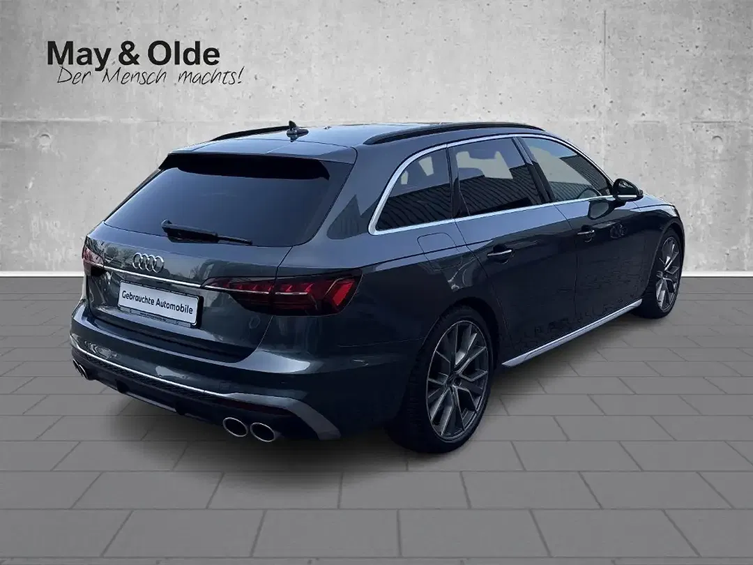 Audi S4 - Thumbnail 3