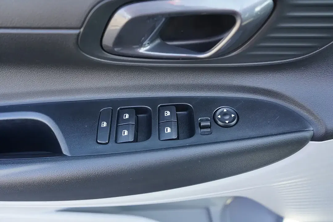 Hyundai i20 - Thumbnail 14
