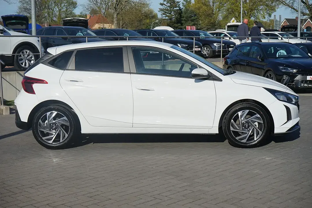 Hyundai i20 - Thumbnail 4