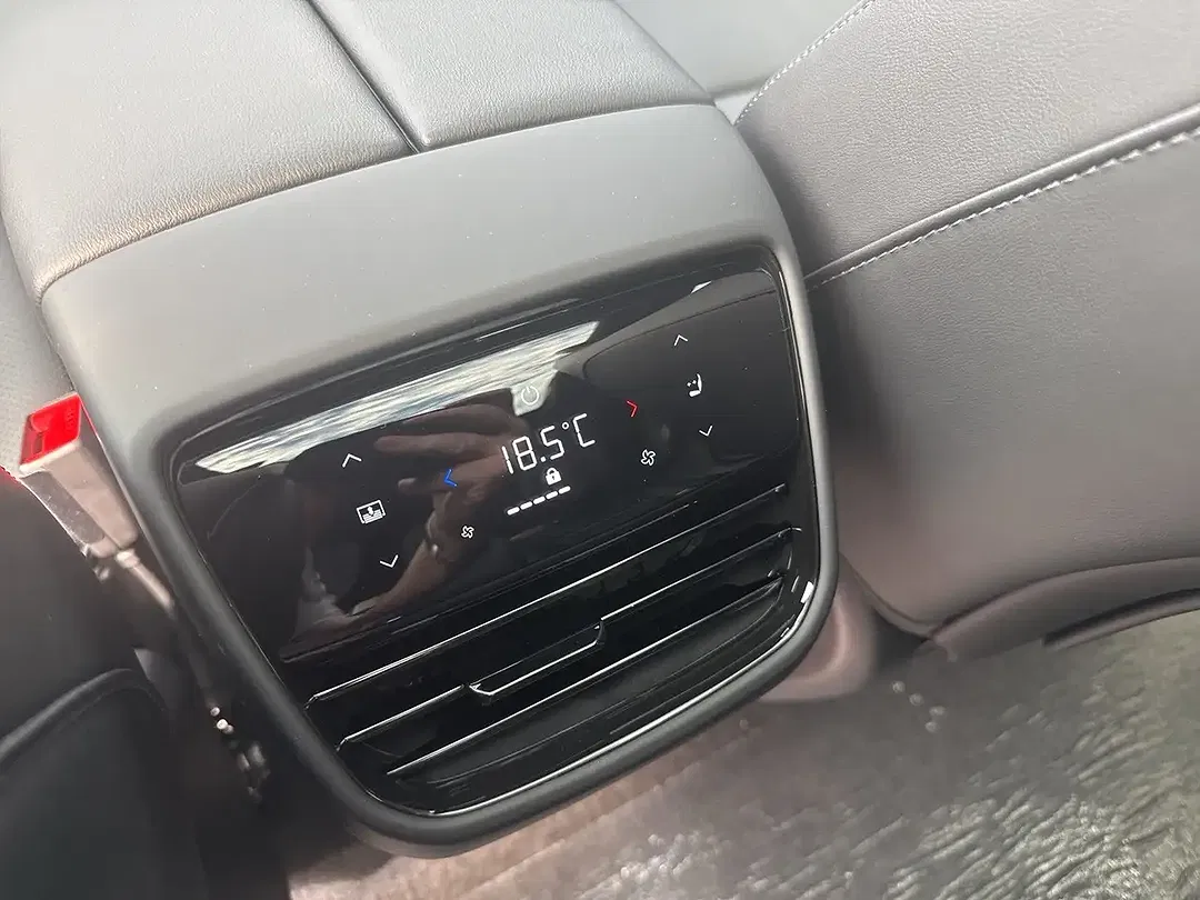 Mazda CX-6e - Thumbnail 10