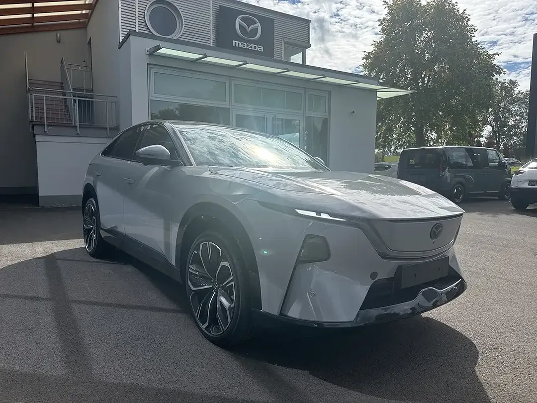 Mazda CX-6e - Thumbnail 5