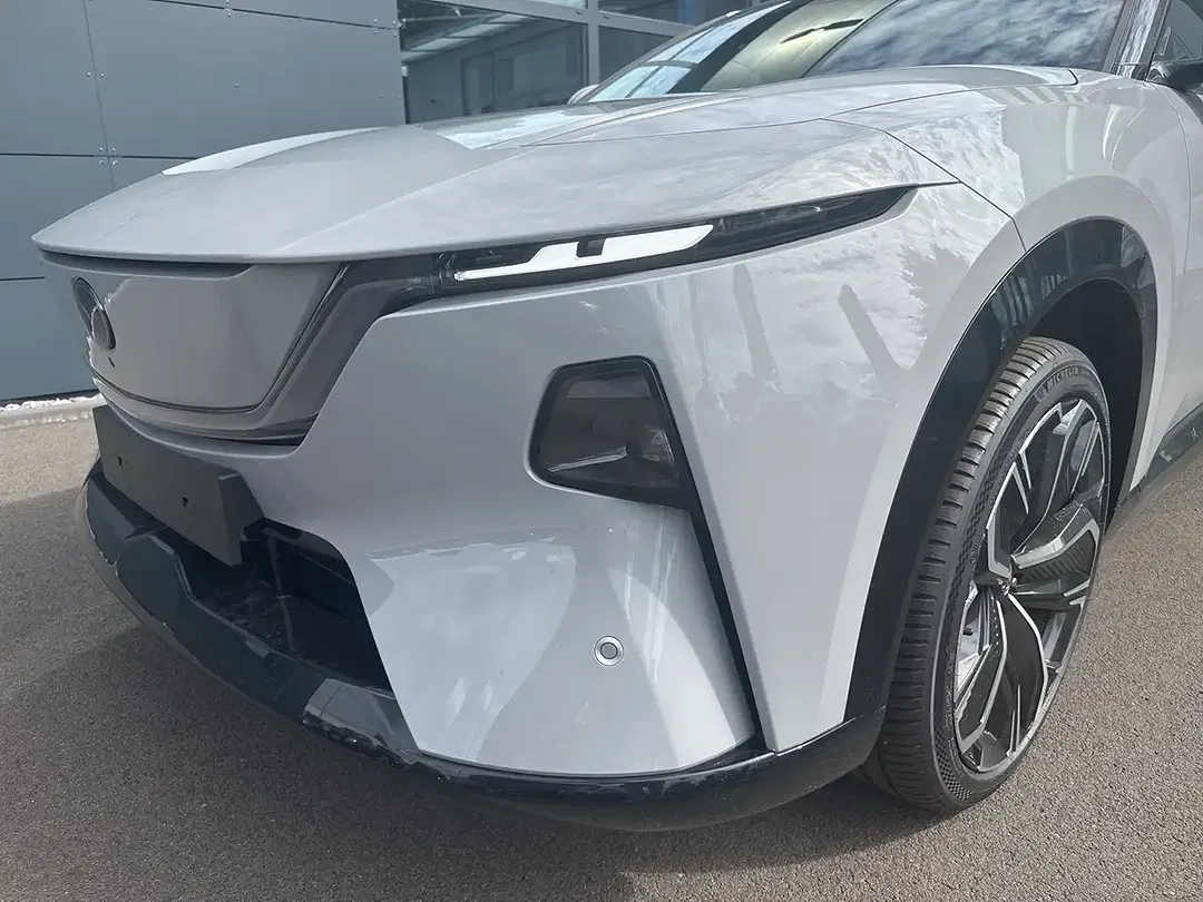 Mazda CX-6e - Thumbnail 6