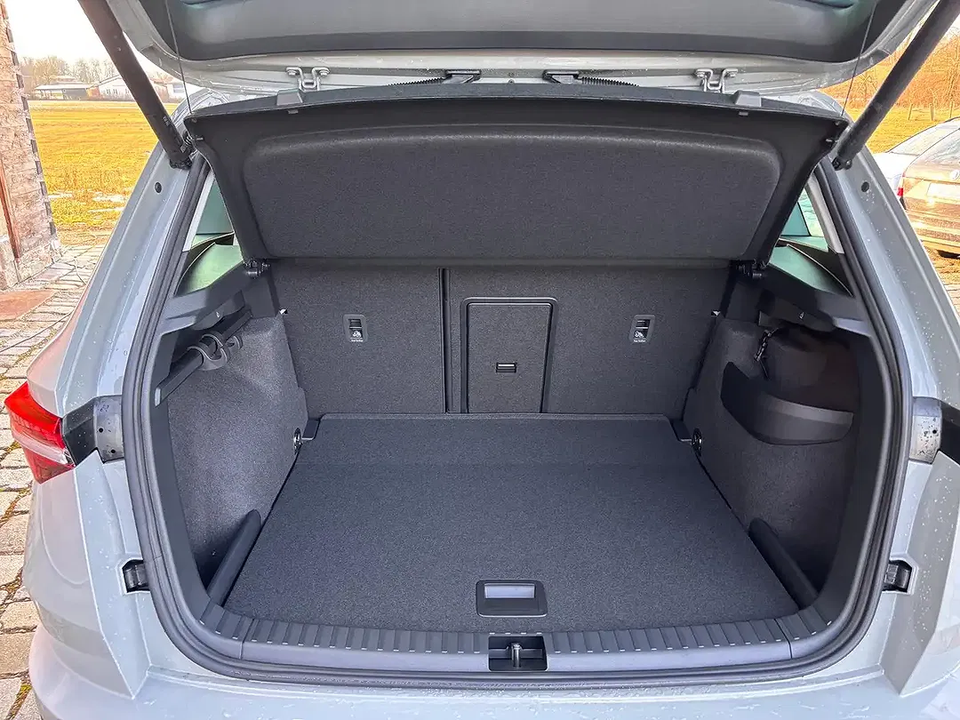 Skoda Karoq - Thumbnail 7