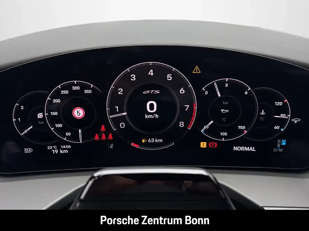 Porsche Panamera - Thumbnail 11
