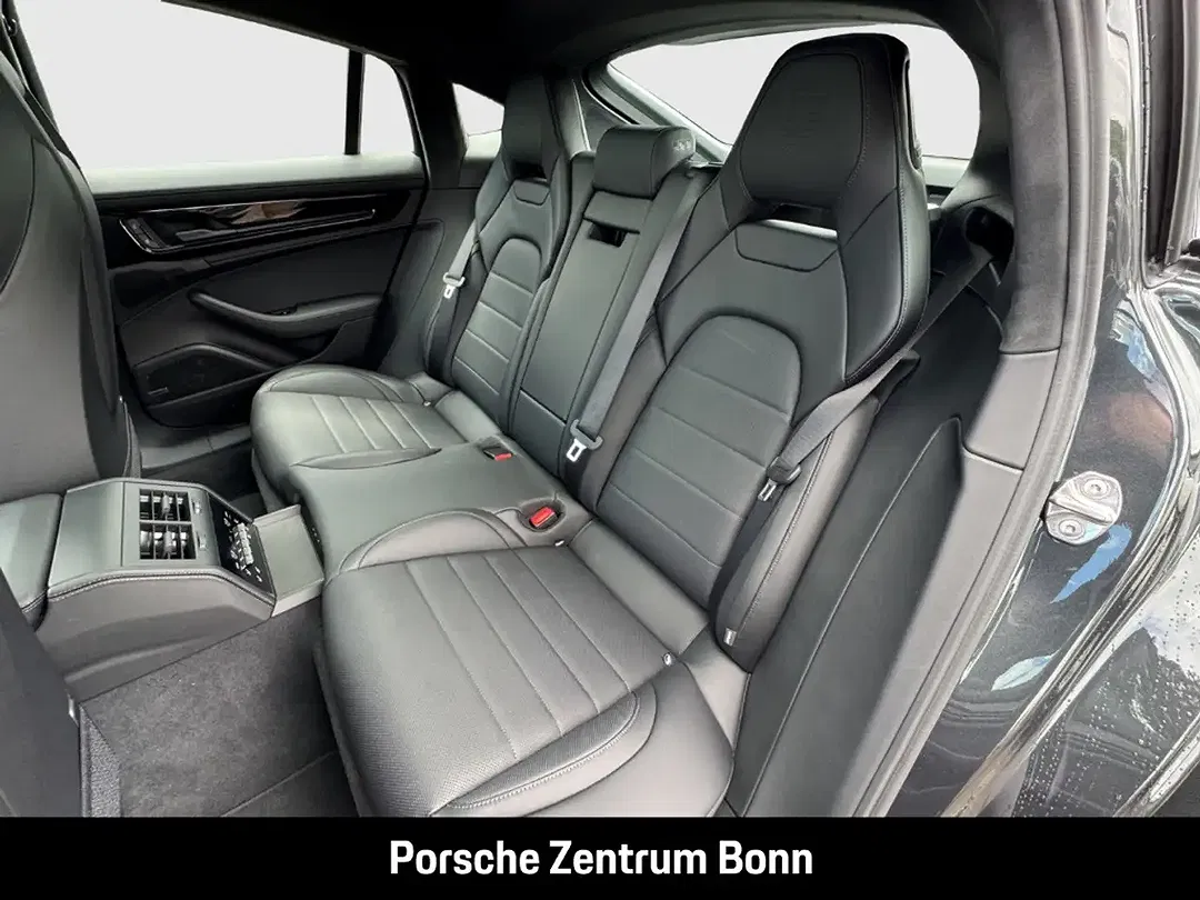 Porsche Panamera - Thumbnail 13