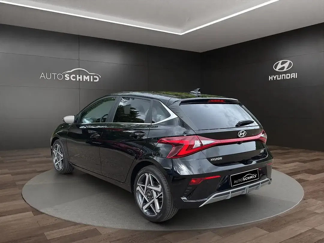 Hyundai i20 - Thumbnail 3
