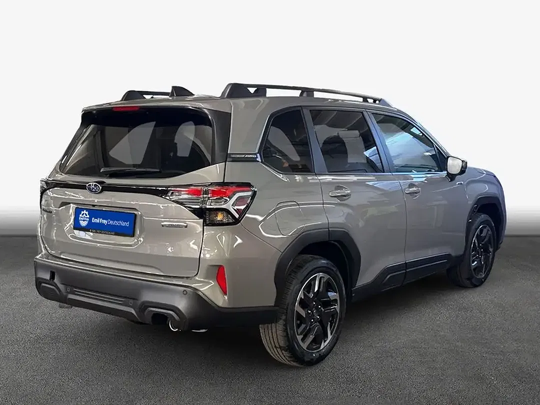 Subaru Forester - Thumbnail 2