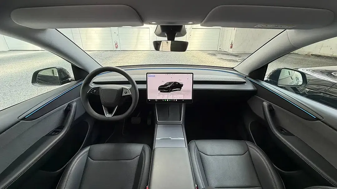 Tesla Model Y - Thumbnail 20