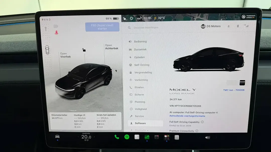 Tesla Model Y - Thumbnail 39