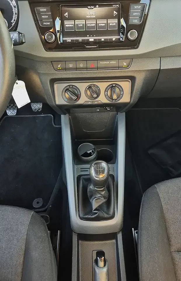 Skoda Fabia - Thumbnail 11