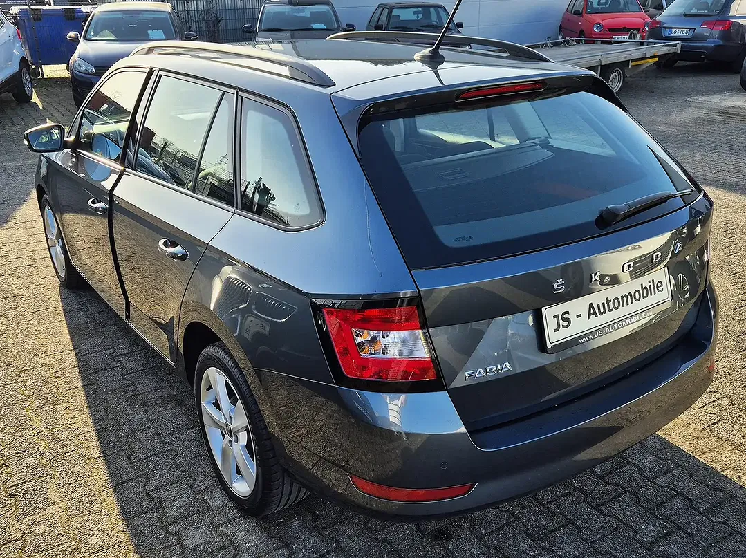 Skoda Fabia - Thumbnail 5