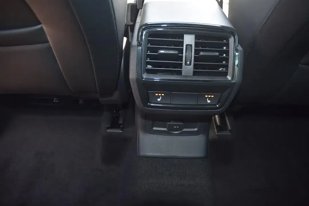 Skoda Karoq - Thumbnail 15