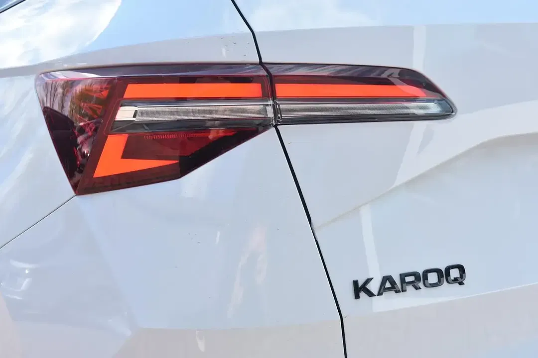 Skoda Karoq - Thumbnail 28