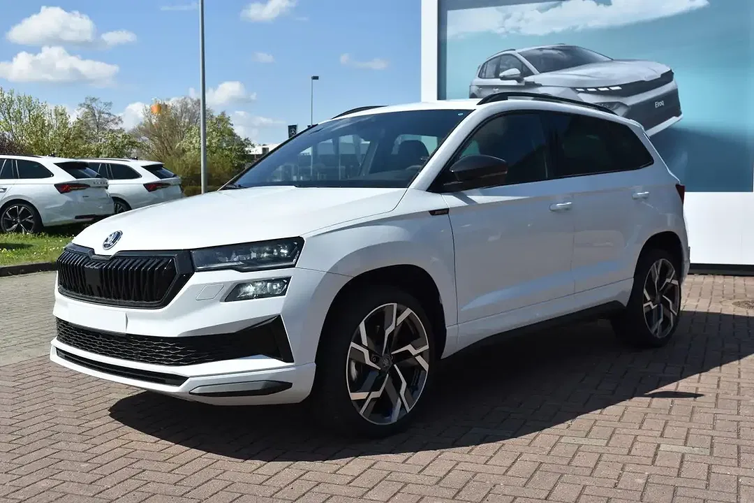 Skoda Karoq - Thumbnail 3